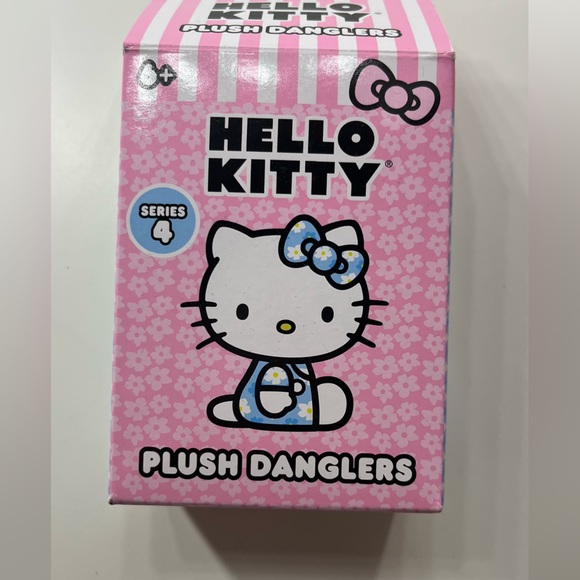 Hello kitty summer keychain - Picture 2 of 3